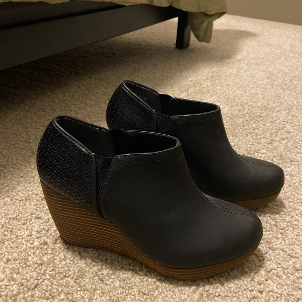 Dr. Scholl's Black Wedge Booties
